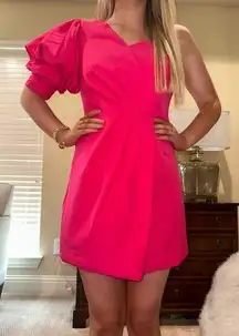 One shoulder hot pink dress