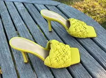 Marc Fisher Yellow Draya‎ Square Toe Slides size 7 spring summer braided leather