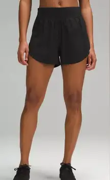 Lululemon Fast and Free High-Rise Short 2" *Airflow
In-Sense Emboss Black 10