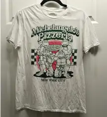 Nickelodeon Teenage Mutant Ninja Turtles Size Medium White Pizzeria Graphic Tee