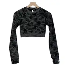 Women’s Adapt Camo Seamless Long Sleeve Crop Top Grey Black Medium