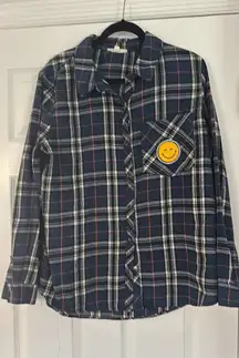 Smile Patch Plaid Flannel Button Down Shirt XL