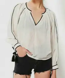 Urban Outfitters Top wild horses womens White (small) boho peasant coastal folk