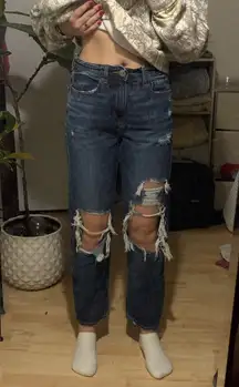 American Eagle Dark Wash Distressed Jeans 