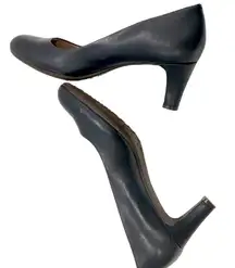 Easy Spirit 9 Narrow Pumps Low Heel Mid 9N Comfort Leather Classic Blue Neoma