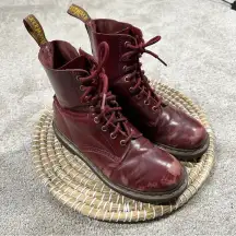 Dr. Martens Women’s Pascal Cherry Shiraz Buttero Leather 8-Eye Boots Size 6