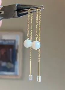 Habdmade gold tone stainless steel dainty thread pearl earrings💖