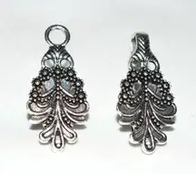 NIP 4 Sets Metal Collar Dress, Metal Sweater Clips, Cloak and Scarf Clip Pin