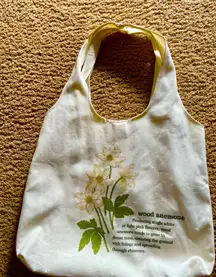 Cottagecore Slouchy Bag with Wood Anemone – White Beige Shoulder Tote