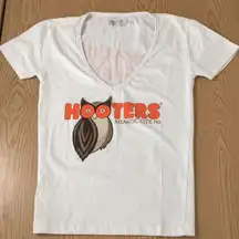 B47 #6 Hooters Girl Worn Short Sleeve v-neck T-shirt from Atlantic City NJ Small