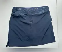 IZOD Golf Woman’s Navy Blue Skort Size 10