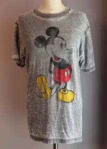 Disney Mickey Mouse Cartoon Graphic Distressed Gray Unisex Tee shirt Size Small