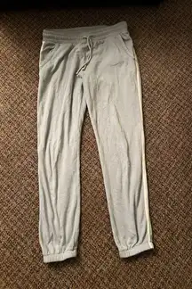 Colsie Target green with white stripe sweatpants and sweatshirt