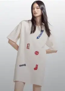 Zara Trafaluc Oversized Boxy Patch T-Shirt Dress Cream Retro Sign Patches Size S