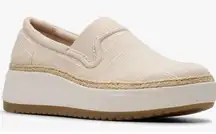 Clarks Zylah Sky Platform Loafer Size 8.5 in Color Natural Slip On Style