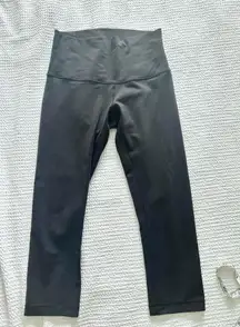 Lululemon high waisted knee length leggings vintage   
