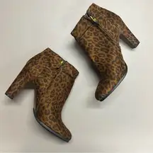 Ann Taylor Loft Animal Print Heel Bootie Zip Up Side Closure 4" High Heel