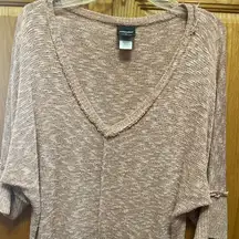 Pink color 3/4 sleeve light weight sweater high low with rough hem Wallpapher XL