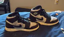 Nike Men's Black and White Sneakers