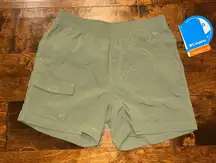 Green Columbia Shorts Medium Athletic