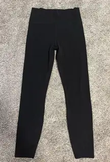Vuori AllTheFeels leggings size 4
