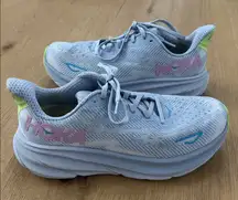HOKA Clifton 9 Women's Sneakers sz 8.5 in Gull/Sea Ice