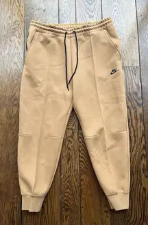 Nike Tech Fleece Joggers Size XL Womens Mid Rise Sportswear Flax Brown $120