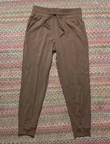 NWOT MEMBERS MARK CHOCOLATE BROWN TRAVEL JOGGER LIGHTWEIGHT QUICK DRY