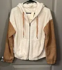 NWT Hem & Thread Teddy Zip Up Jacket