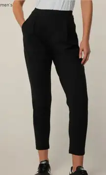 Greyson Women’s Phoenix Pleated Trouser
Nylon Pants Size Medium Shepard Black