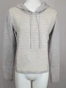 3/$20 🔖 | Athleta Women's Cream Crewneck Sweater