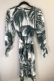 Zara Green Tropical Floral  Resortwear Maxi Dress size M‎