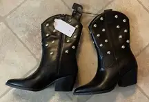 Time and Tru Black Studded Boots 7 New