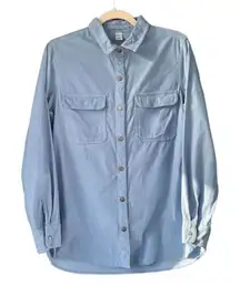 T9 Old Navy Light Blue Chambray Button Up Shirt Medium Long Sleeve Pockets