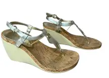 Reeta Gold Split Toe Casual T-strap Sandal sz 10
