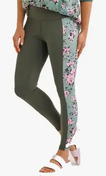 Vera Bradley Rosy Outlook Leggings Size Medium NWT