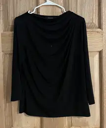 Jones wear women’s black blouse‎ size M