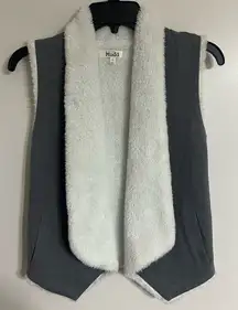 Mudd Women's Juniors Sleeveless Vest Size 10‎ Gray with White Fleece Lining