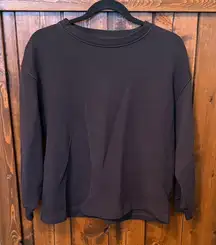 Aritzia Wilfred Free Black flat Hem Sweatshirt, Size XS