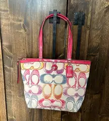 Coach Women's Tote With Pockets