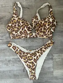 Aerie Women’s Sz Medium Animal Print Bikini Swim Suit Set Scoop Top