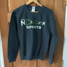 Spooky Nook Sports Gildan Size Small Gray Men's or Women's Sweatshirt