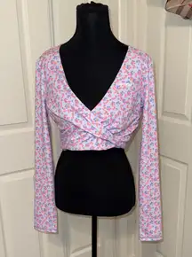 Chic Floral V-Neck Blouse