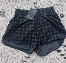 Disney Lululemon Hotty x Hot Shorts 4"