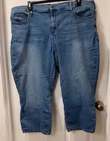 NYDJ Classic Light‎ Wash Denim Capri Jeans Casual Comfort Stretch Plus Size-24W
