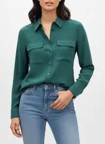 EQUIPMENT Femme Silk Button Down Shirt Green Long Sleeve Two Pocket Size XS