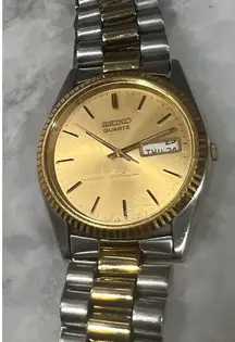 Seiko Quartz Men’s Watch 7N43-8111 Gold Dial Two-Tone Day Date Japan Vtg