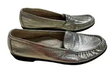 SAS Classic Gold Loafers Slip On Tumbled Leather Shoes Women's Size 6 W Comfort