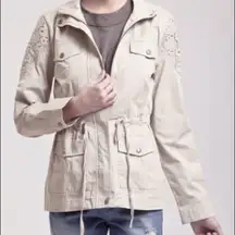 ✨HP✨BLU PEPPER ARMY UTILITY JACKET W/ CROCHET DETAIL✨