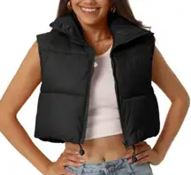 Black cropped puffer jacket